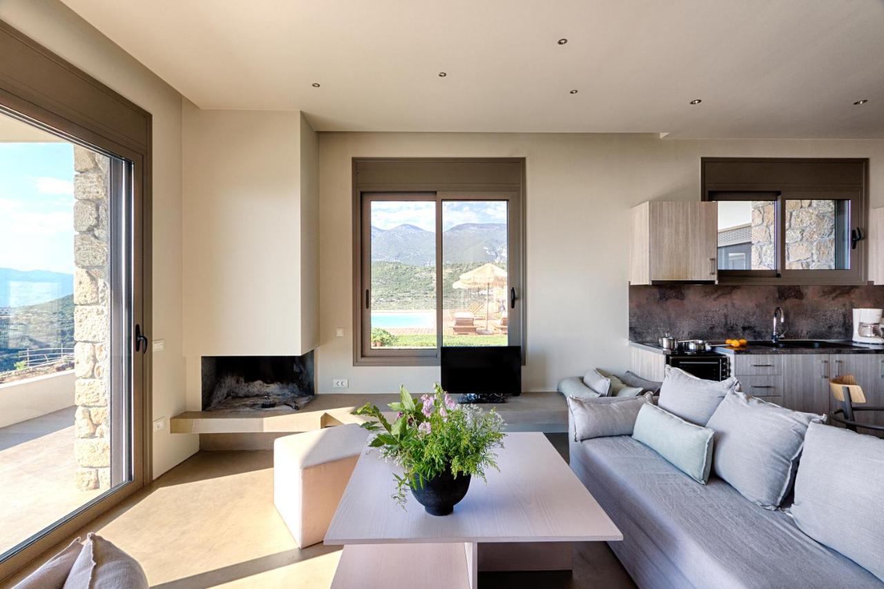 Avía Euphoria Suites מראה חיצוני תמונה