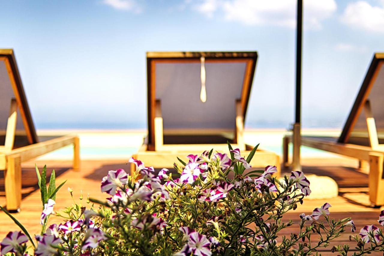 Avía Euphoria Suites מראה חיצוני תמונה